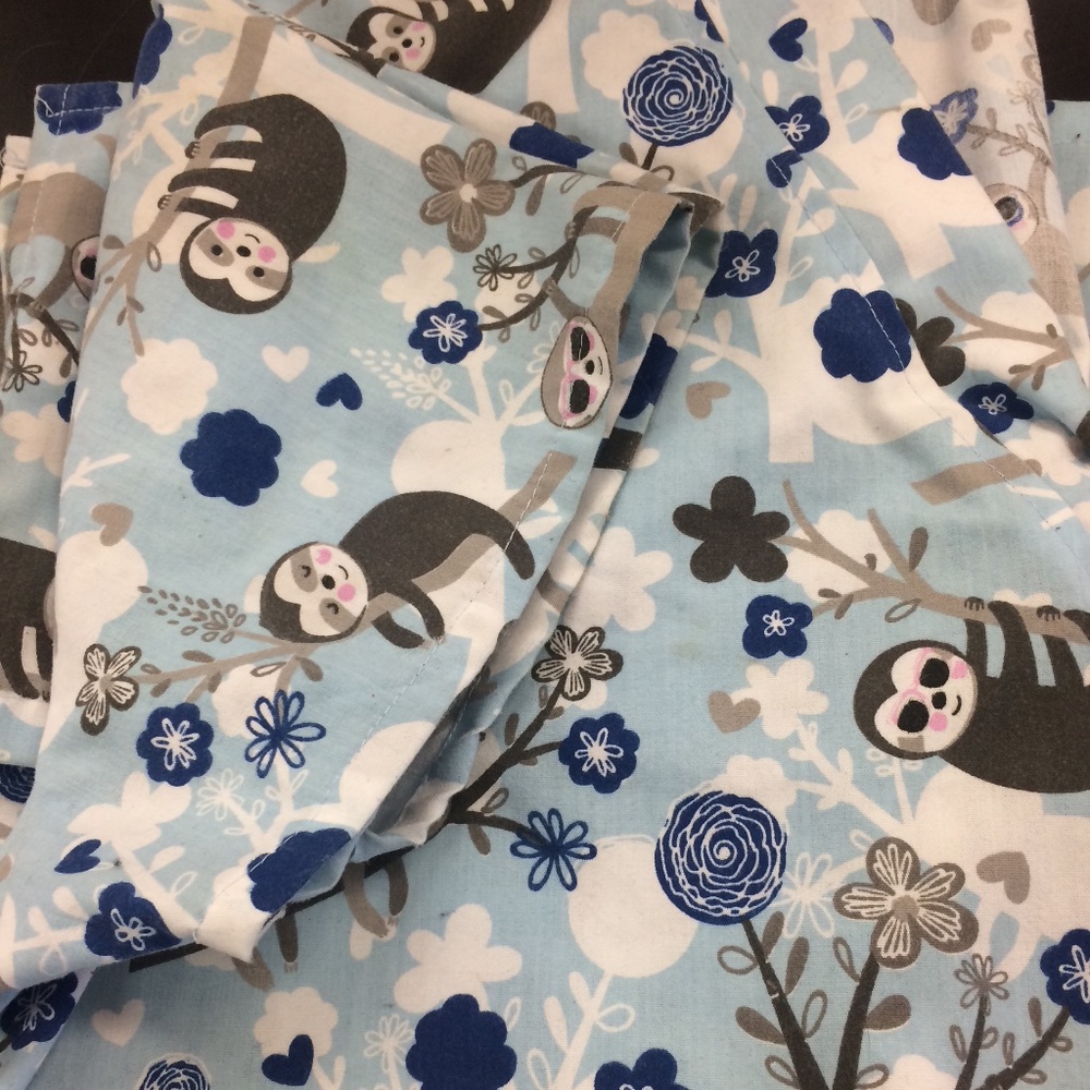 Scrub top - Picture 3 of 3